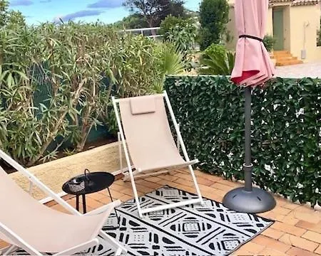 Calme Piscine -terrasse - Parking Gratuit Sainte-Maxime