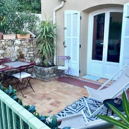 Calme Piscine -terrasse - Parking Gratuit Apartman Sainte-Maxime