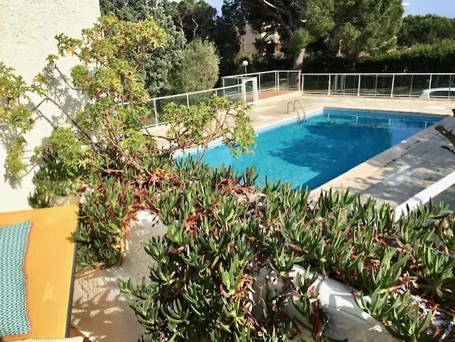Calme Piscine -terrasse - Parking Gratuit Appartamento Sainte-Maxime