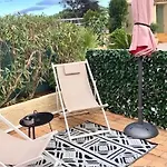 Calme Piscine -terrasse - Parking Gratuit Sainte-Maxime