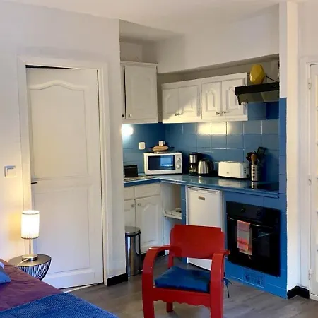 Apartmán Calme Piscine -terrasse - Parking Gratuit