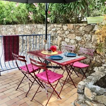 Appartamento Calme Piscine -terrasse - Parking Gratuit