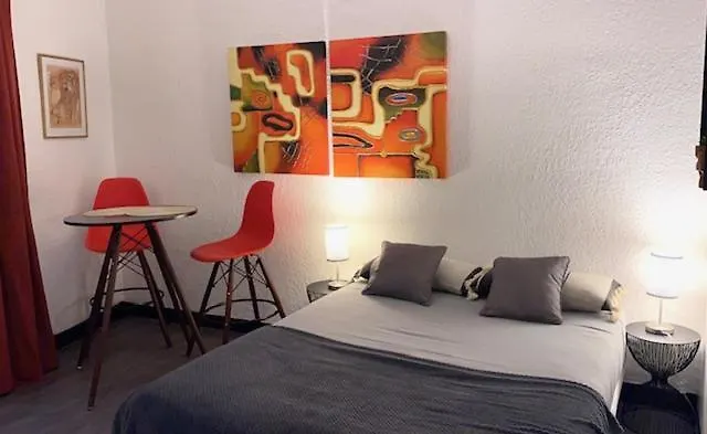 Apartmán Calme Piscine -terrasse - Parking Gratuit *