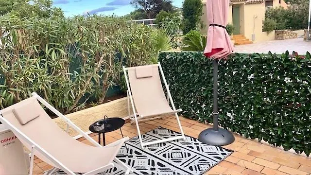 Calme Piscine -terrasse - Parking Gratuit Сент-Максім