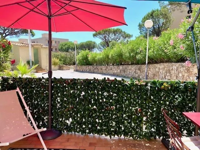 Calme Piscine -terrasse - Parking Gratuit * 圣马克西姆